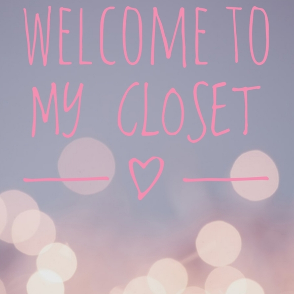 Meet your Posher, Scarlet - Picture 2 of 3